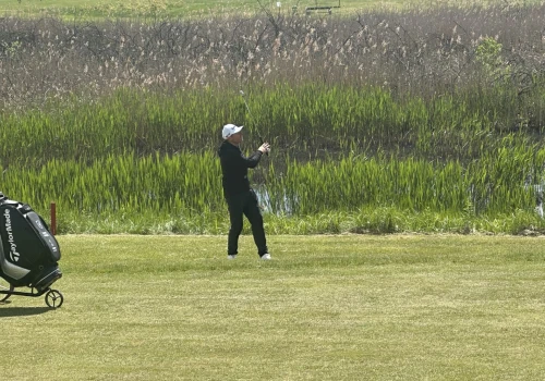 W Binowie rozpoczęła się 28. edycja najstarszego turnieju golfowego w kraju