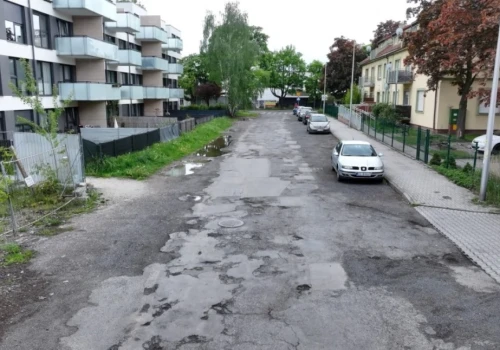 Trwa ocena ofert złożonych w przetargu na remont ul. Kertyńskiego w Legnicy