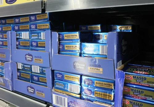 Biedronka i Lidl pod lupą UOKiK. Chodzi o promocje na masło