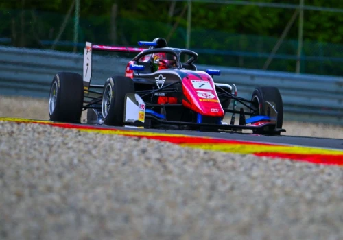 Dobrzański wraca z Belgii z podium. Cenne punkty Polaka