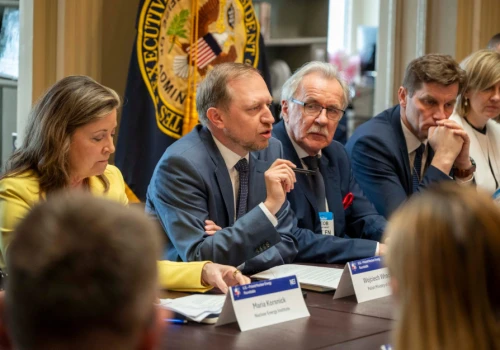 Polski atom przyspiesza. Za Oceanem negocjacje kontraktu i walka o miliardy dla polskich firm