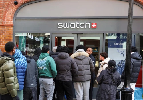 Swatch stworzył Labubu świata zegarków? Chaos pod butikami i resale za tysiące dolarów