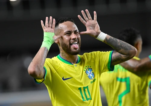 Neymar jedzie na Mistrzostwa Świata 2026: Ancelotti ujawnia listę z Viníciusem, Raphinhą i innymi