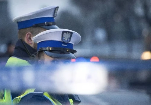 Zderzyli się z ciężarówką. Dwie osoby zginęły na miejscu