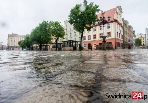 Synoptycy ostrzegają przed burzami
