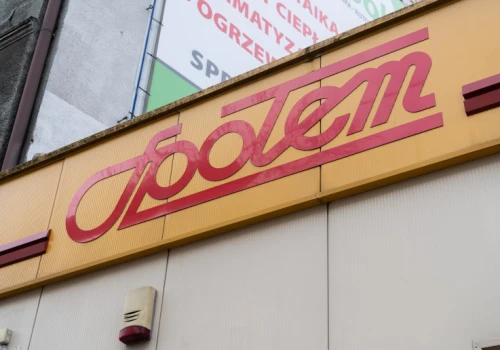 Masło po 0,99 zł pod lupą? „Społem” składa skargę do UOKiK na Lidla i Biedronkę