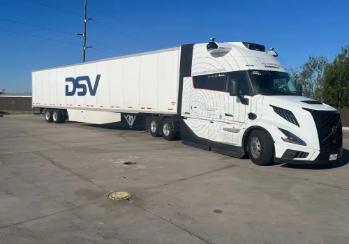 Volvo VNL Autonomous we flocie DSV – autopilot trafił do pracy na stałej linii