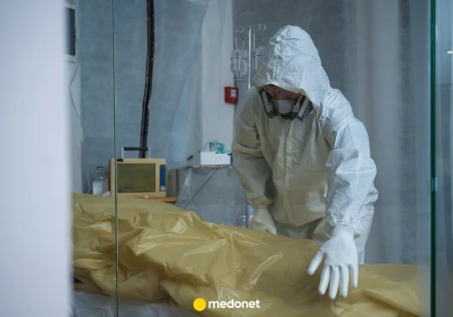Wiemy, dlaczego wirus ebola jest tak groźny. 