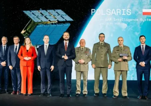 ICEYE przekazał system satelitarny MikroSAR Siłom Zbrojnym RP