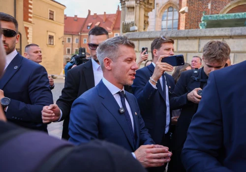 Premier Węgier Peter Magyar w Krakowie. Oddał hołd