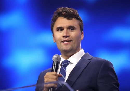 Prawnicy zabójcy Charliego Kirka chcą utajnienia dowodów