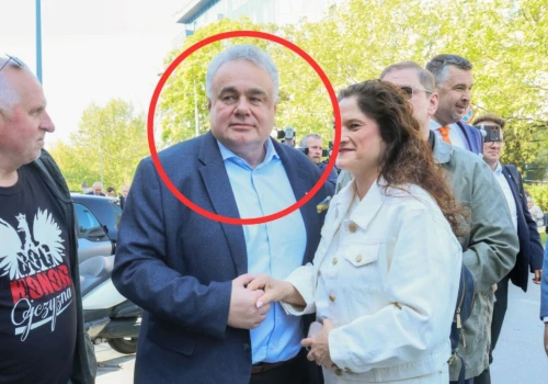Stowarzyszenie Przyjaciół Republiki już działa. W tle znane nazwiska