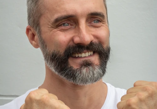 Zdrowe starzenie się mężczyzn – jak zachować energię, dobrą formę i komfort po 40. roku życia?
