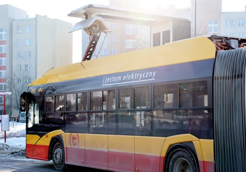 Chiny patrzą na Polskę: Elektromobilność na chińskim celowniku. Kolejny cel? Solaris