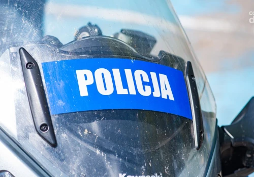 „Wyobraźnia ratuje życie – moje pierwsze prawo jazdy”. Policja organizuje wydarzenie dla młodzieży
