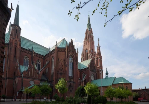 Kościół w Polsce ma poważny problem. Tak fatalnie nie było od dekad