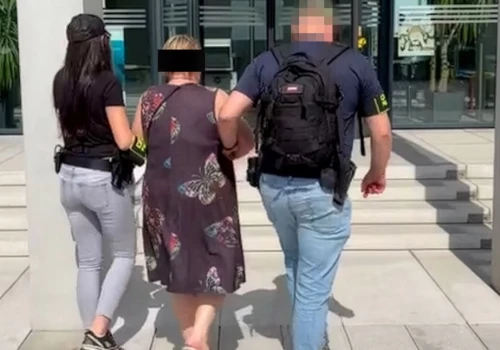CBŚP rozbiło agencję towarzyską. Pięć osób aresztowanych, zabezpieczono prawie 3 mln zł