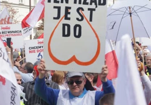 Tysiące ludzi na marszu przeciwko Zielonemu Ładowi