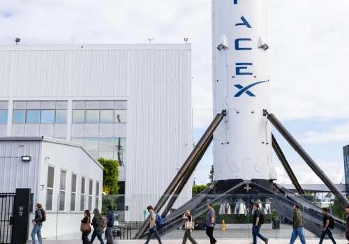 SpaceX wejdzie w czerwcu na Nasdaq. Prospekt nie ujawnia jednak wyceny