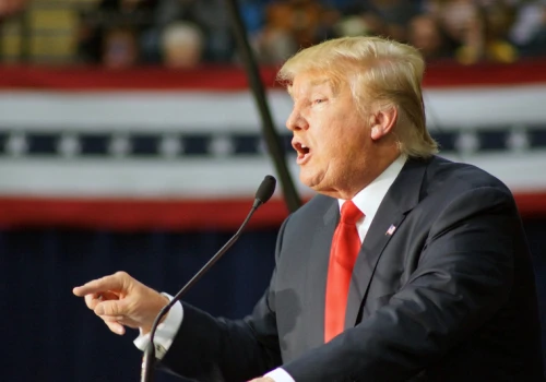 Trump nie ma wątpliwości. „Jeśli Jezus liczyłby głosy, wygrałbym w Kalifornii”