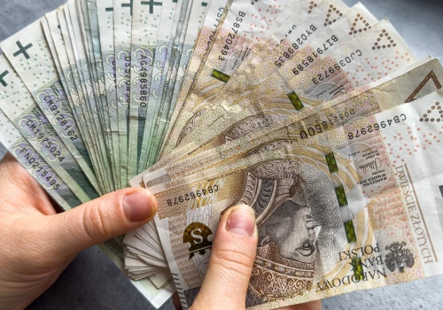 Praca za 12 tys. złotych bez doświadczenia. Pracodawca zapewnia płatne szkolenia