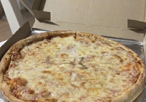 Przerobiła w AI zdjęcie pizzy żeby odzyskać kasę od pizzerii w Rzeszowie.