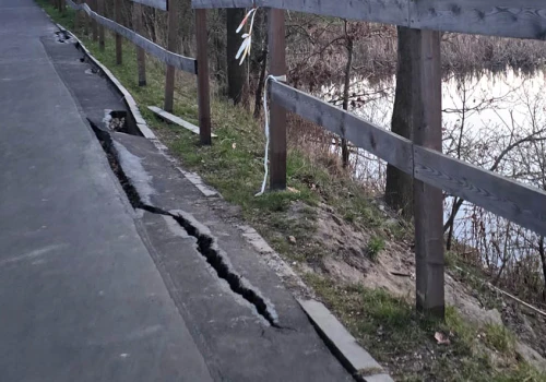 Ścieżka miała być wizytówką gminy. Ekspertyza mówi o deformacjach i pustkach pod nawierzchnią