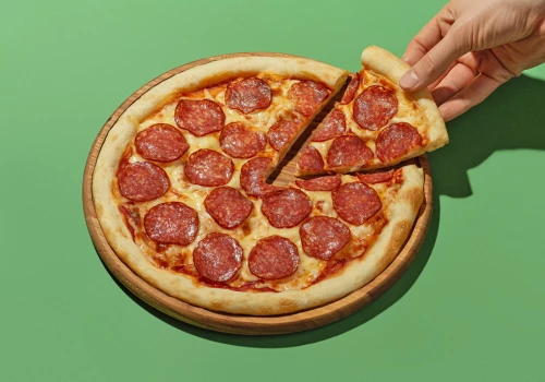 Klientka zareklamowała pizzę. Salami 