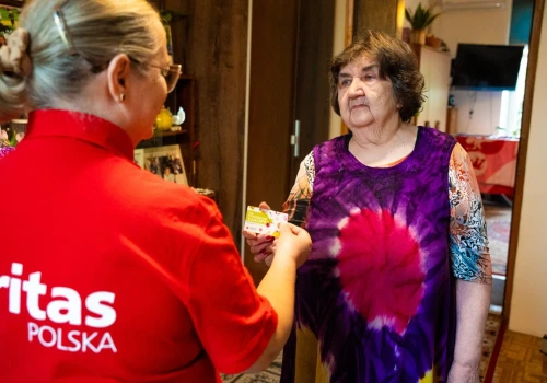 Statystyki mówią o sukcesie, ale seniorzy liczą każdy grosz. Jak wygląda prawdziwe oblicze ubóstwa seniorów?