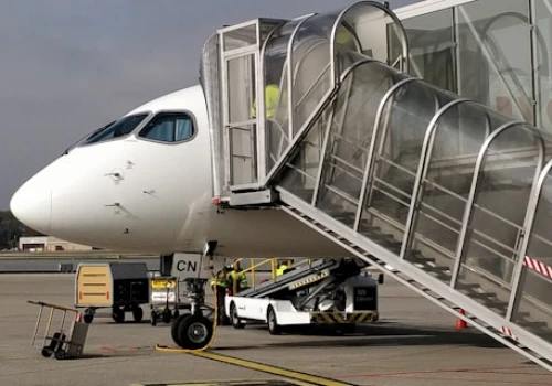 Linie lotnicze mają paliwowy problem, a pasażerowie mogą zapłacić więcej