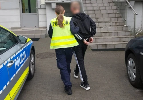 18-letni obcokrajowiec zatrzymany za jazdę po alkoholu i bez uprawnień. W trybie przyspieszonym usłyszał wyrok