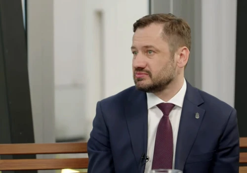 Aleksander Miszalski musi odejść? Długi, podwyżki, układy i pijani Anglicy