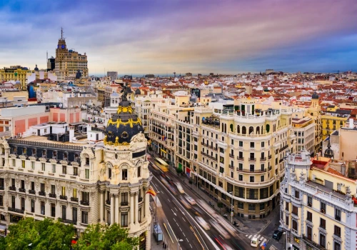City break w Madrycie 🏛️✈️🇪🇸 Loty i 2 noce w hotelu blisko centrum za 969 PLN ❤️