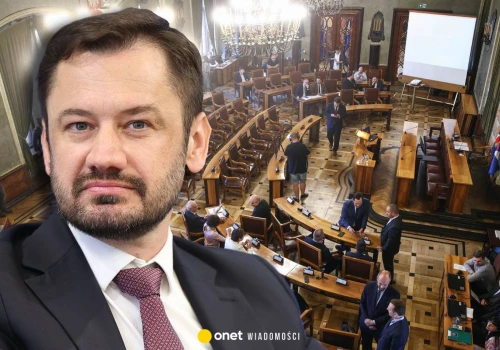 Odwołane posiedzenie rady miasta w Krakowie. Radni KO i Lewicy nie przyszli