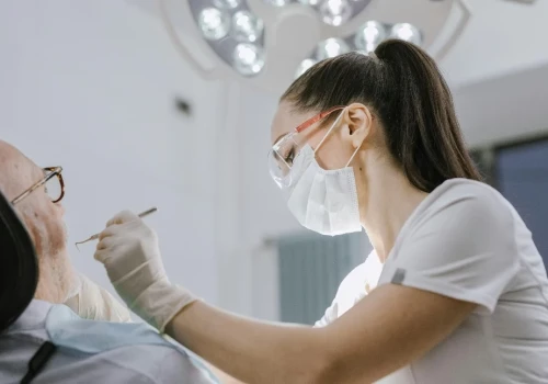 Lekarze i dentyści w Wielkopolsce coraz bardziej wypaleni. Badania WIL pokazują skalę problemu