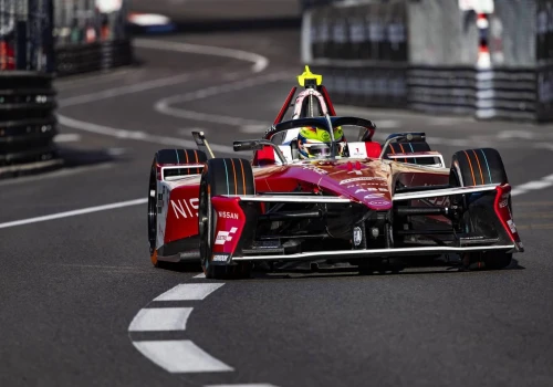 Nissan Formula E Team odnosi wspaniałe zwycięstwo w Monako