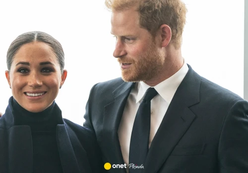 Gorący pocałunek Meghan Markle i księcia Harry'ego. Od tego kadru można się zarumienić