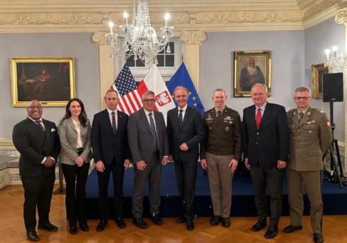 „Biały Dom”? Niekoniecznie… Kontrowersje wokół wizyty delegacji Tomczyka w USA