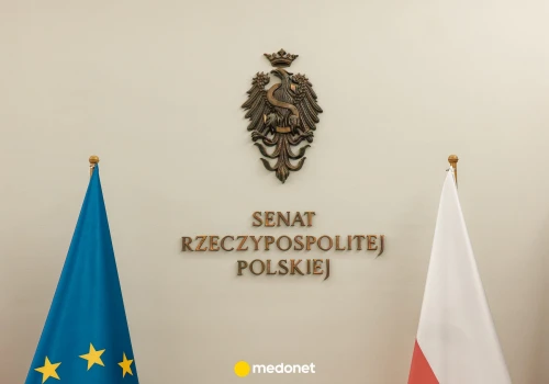 Ważna zmiana dla pacjentów z HIV i HCV. Senat poparł bezpłatne leczenie także bez ubezpieczenia