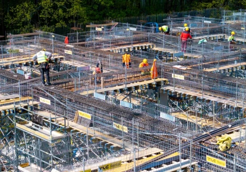 Gigantyczny nowoczesny zbiornik wody budują we Wrocławiu