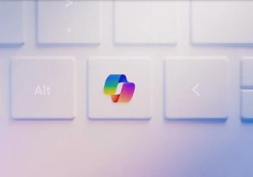 Miał pomagać, a zaczął przeszkadzać. Microsoft wycofuje przycisk Copilot