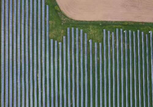 Chiny zaskakują świat. Emisje CO₂ spadają szybciej niż obiecano