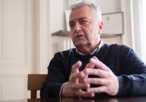 „Niech państwo nie buduje mieszkań”. Architekt ostro o systemie