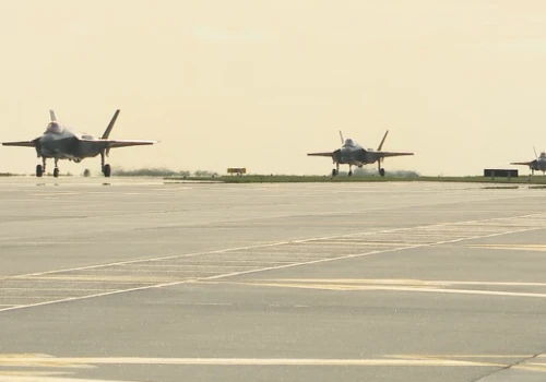 Wylądowały w bazie w Łasku. Pierwsze F-35 już w Polsce