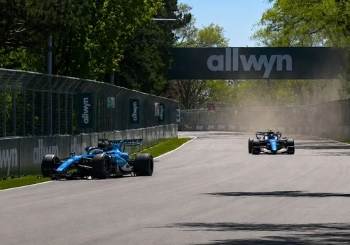 Lawson stanął, Albon rozbił Williamsa. Seria czerwonych flag w FP1