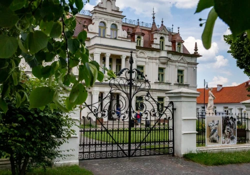Top 8 uzdrowisk w Polsce. Do tańca i do różańca, każdy znajdzie tu coś dla siebie