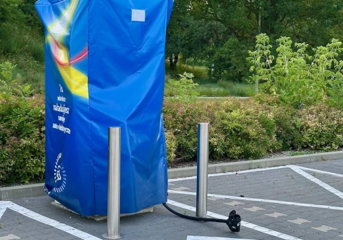 2 lata czekam na ładowarkę. Przestańcie mi opowiadać o rozdawaniu prądu