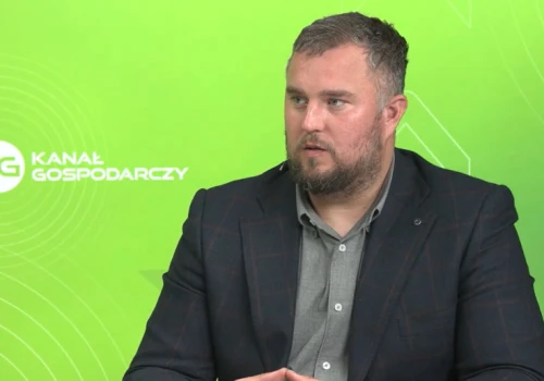 Stół Farmera: Rzepak pod pługiem, nawozy po 3000 zł i presja z Ukrainy. Rolnicy ostrzegają