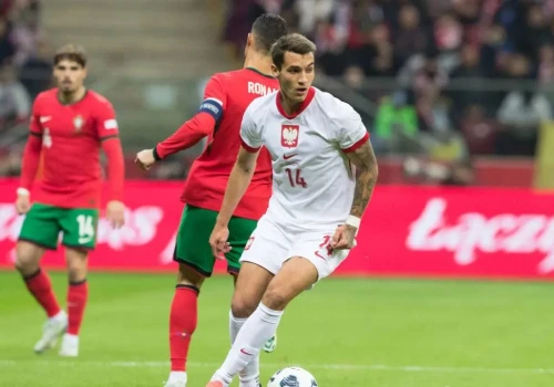 To byłby transferowy hit. Polak na liście życzeń FC Barcelony