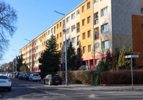 Zmiana organizacji ruchu na ul. Pancernej w Legnicy. Rozpoczyna się remont